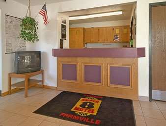 Super 8 By Wyndham Farmville Interieur foto
